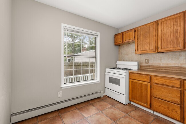 Foto del edificio - 447 Johnson Ave