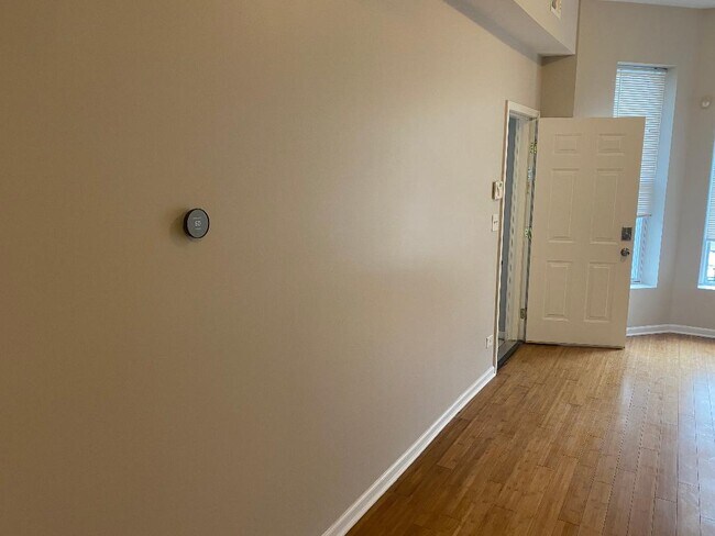 Foto del edificio - 6234 S Greenwood Ave