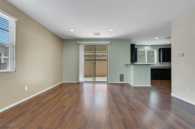 Building Photo - 7595 Peaceful Trellis Dr