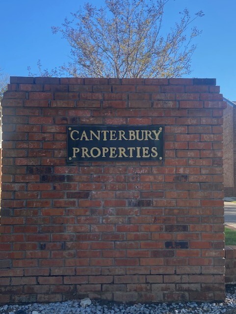 Building Photo - Canterbury Commons