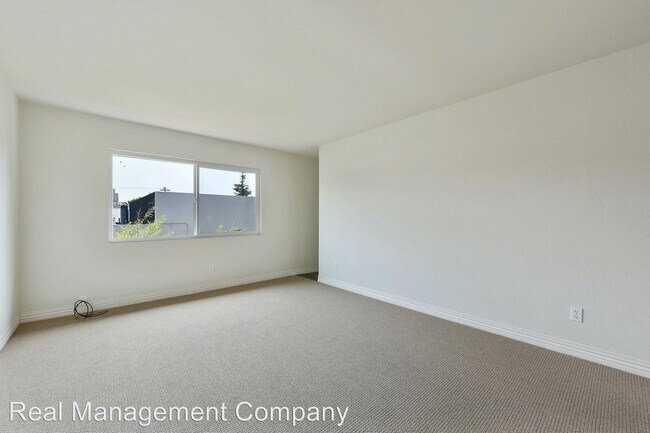 Building Photo - 6501 Raymond St