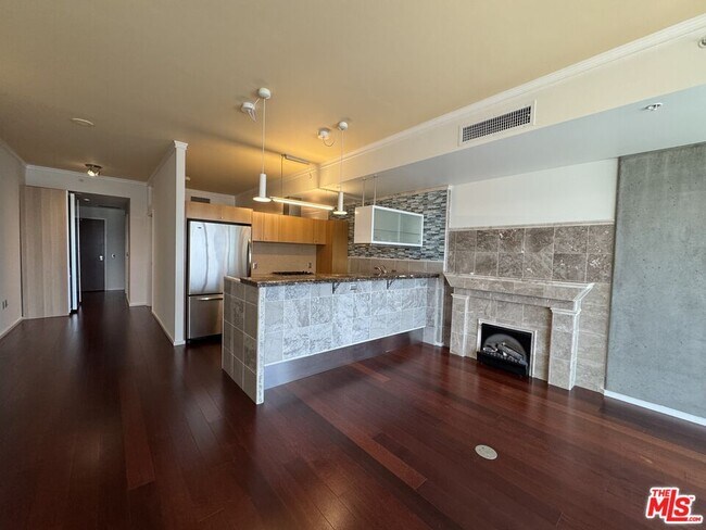 Foto del edificio - 1155 S Grand Ave