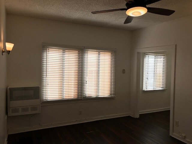 Foto del edificio - 127 N Edgemont St