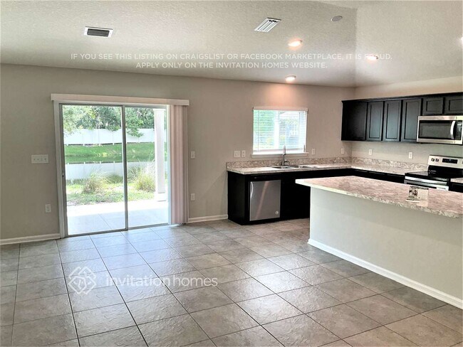 Foto del edificio - 55 Coastal Village Ln