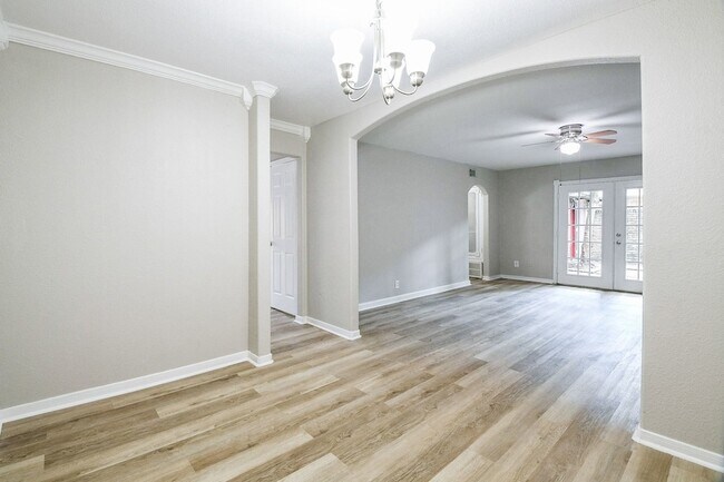 Foto del edificio - 2585 Marilee Ln