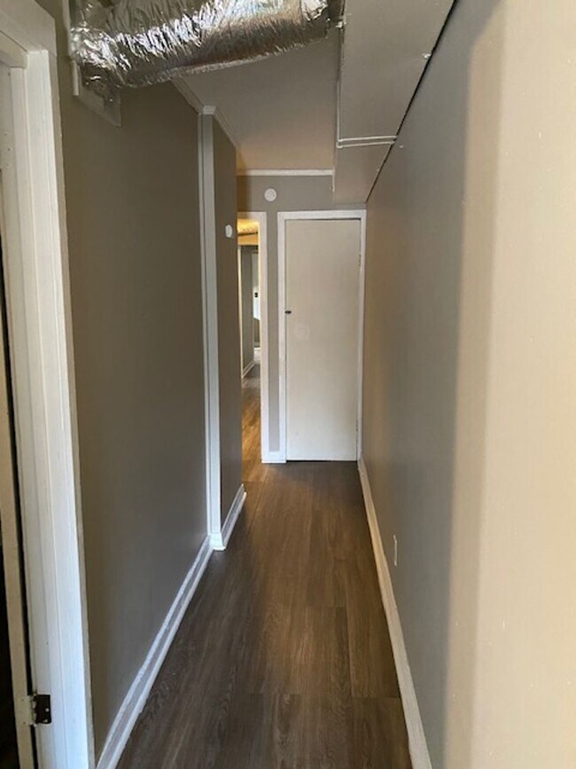 Foto del edificio - 1005 Blanchard Dr