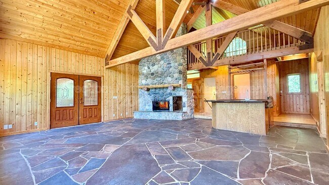 Foto del edificio - 166 Wildwood Ln
