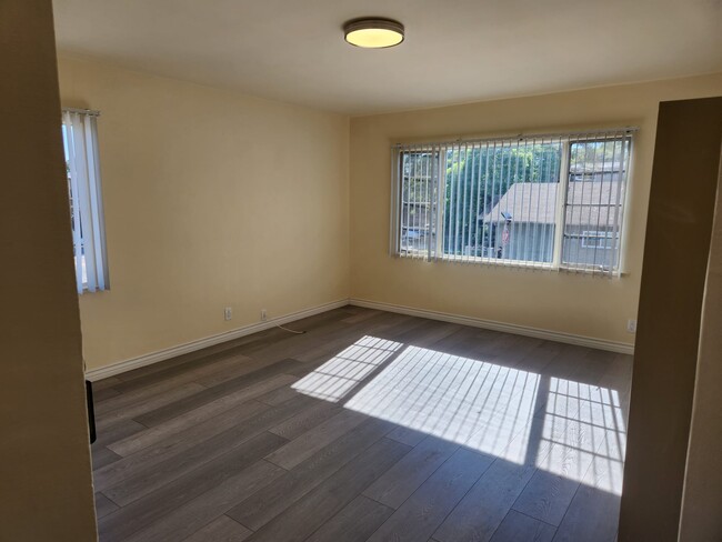 Foto del edificio - 1210 N Gardner St