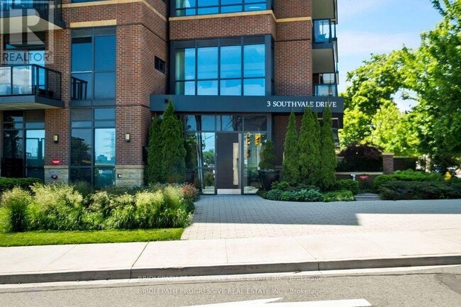 Building Photo - 3-403 Southvale Dr