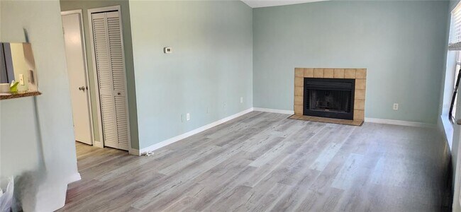 Foto del edificio - 3455 Countryside Blvd