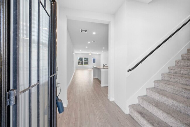 Building Photo - 5622 Fresh View Ct