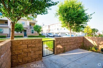 Building Photo - 1601 St Simon Cir