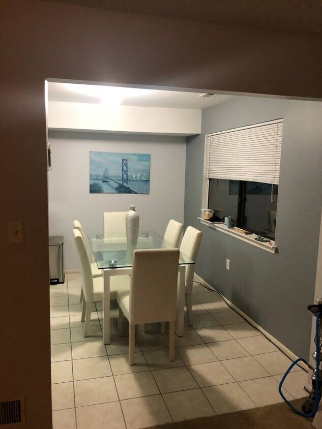 Dining Area - 1508 Edison Glen Ter