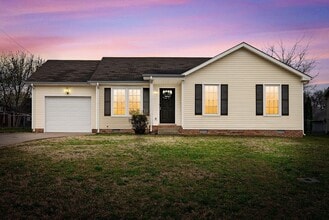 Building Photo - 3231 Tabby Dr