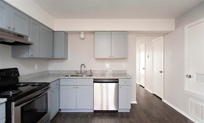 Building Photo - 25 Powhatan Dr