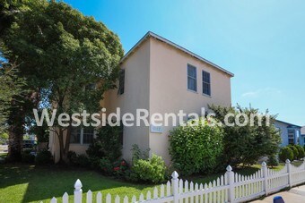 Foto del edificio - 1352 Ocean Park Blvd