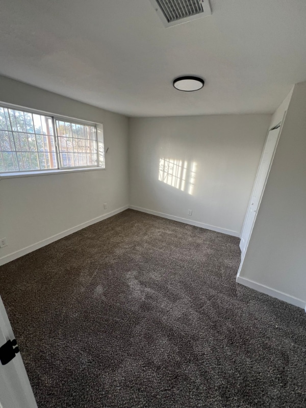 Building Photo - 241 Carnes Rd