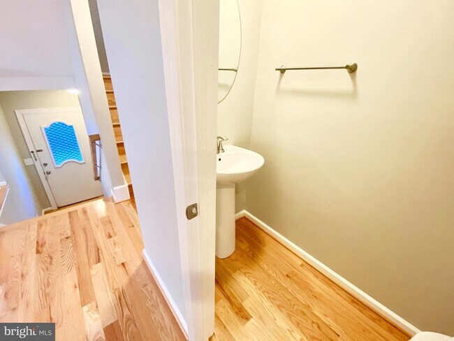 Foto del edificio - 9400 Candleberry Ct