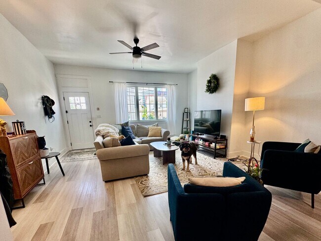 Foto del edificio - Gorgeous Newly Renovated Home in the Heart of Bloomfield - Available August 24th!