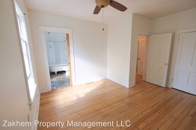Building Photo - 3 br, 2.5 bath House - 1535 N Saint Paul St