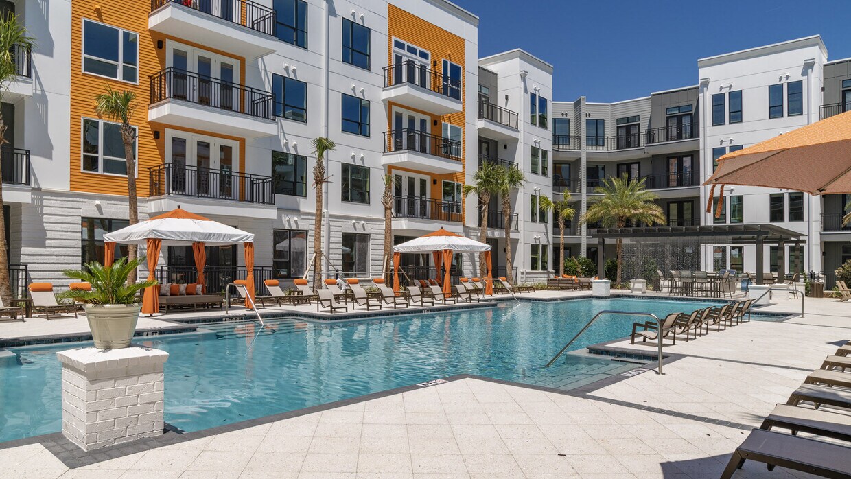 Exchange Apartments in Jacksonville, FL