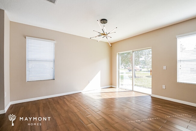 Building Photo - 220 Minniehaha Cir