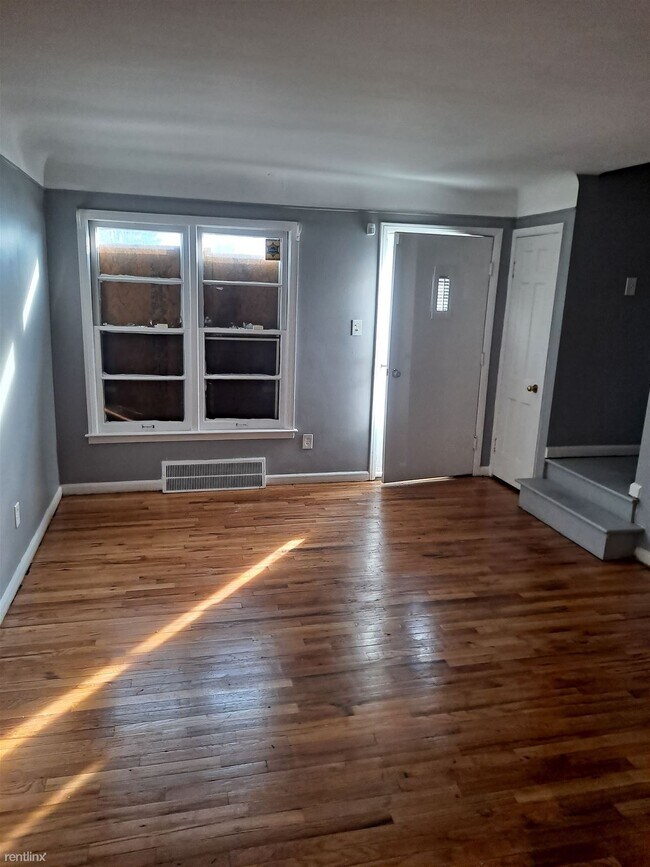 Foto del edificio - 2 br, 1 bath Duplex - 11351 Greiner St