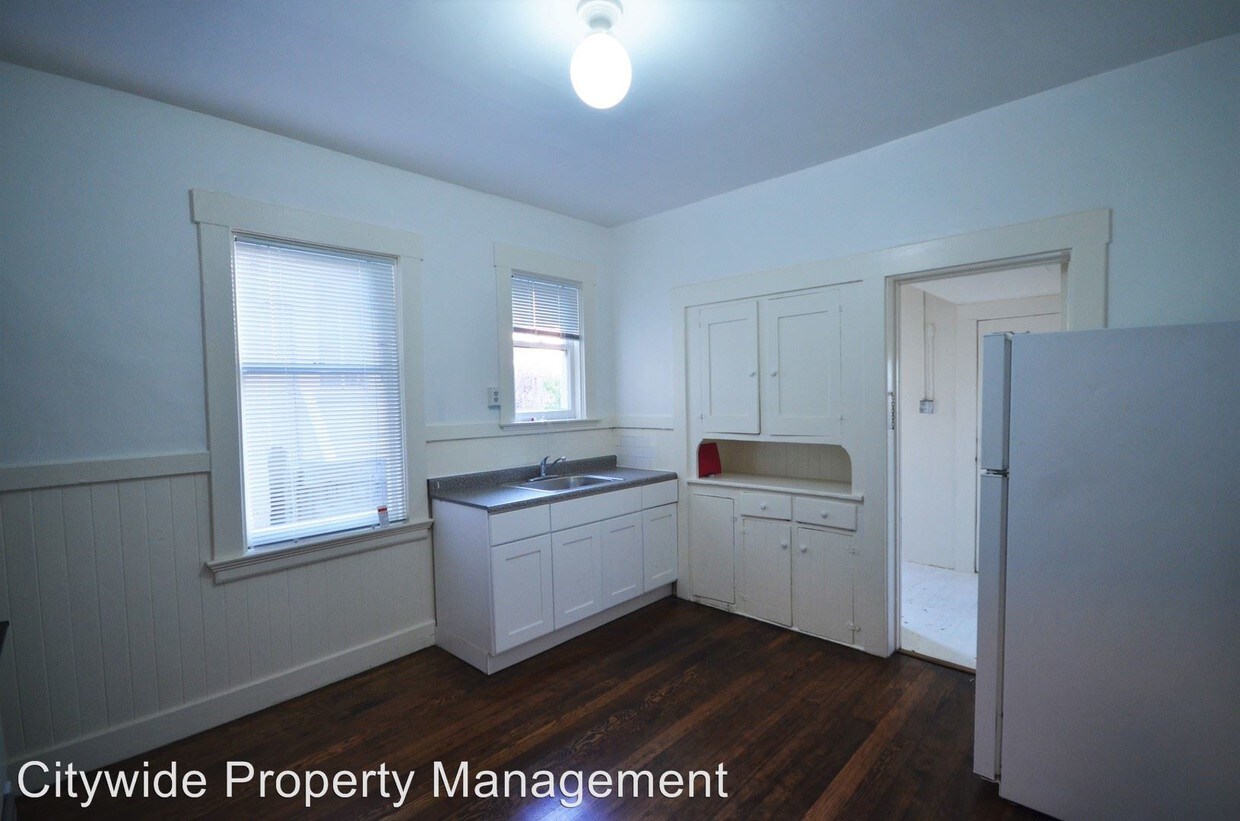 Foto principal - 1379 Hampshire St