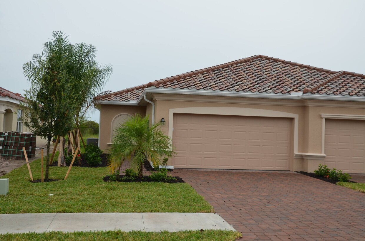 1814 Alameda Dr, Naples, FL 34120 House Rental in Naples, FL