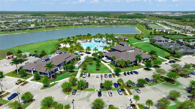 Foto del edificio - 19724 The Pl Blvd