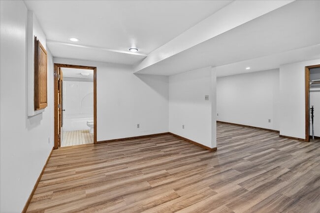 Foto del edificio - 1014 N Westfield Rd