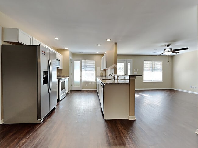 Building Photo - 4812 Oak Haven Pl