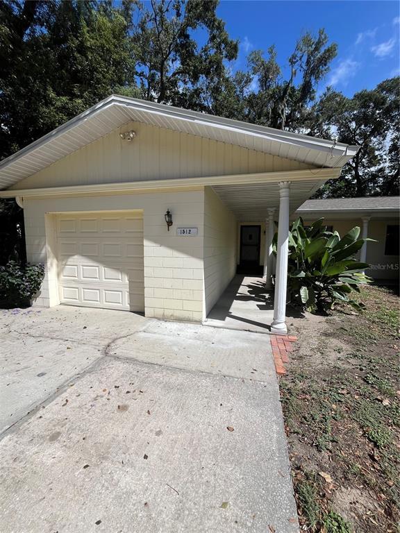 Foto principal - 1512 E 1st Ave Pl