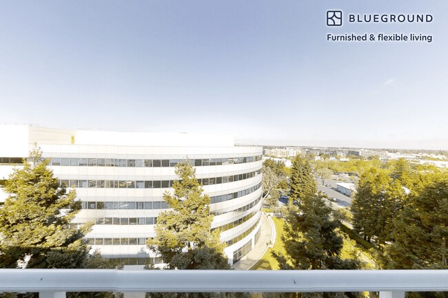 Foto del edificio - 2400 W El Camino Real