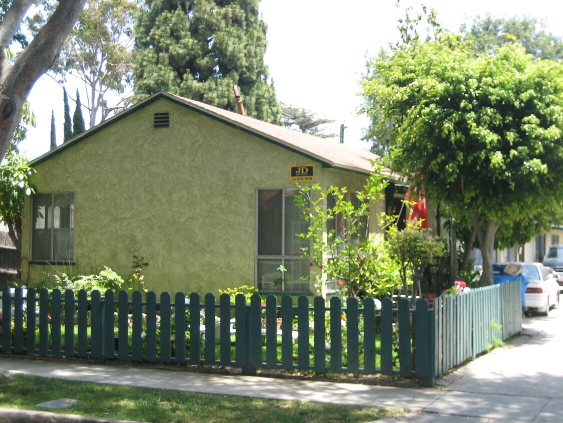 94 Apartments Available for Rent in Culver City, CA