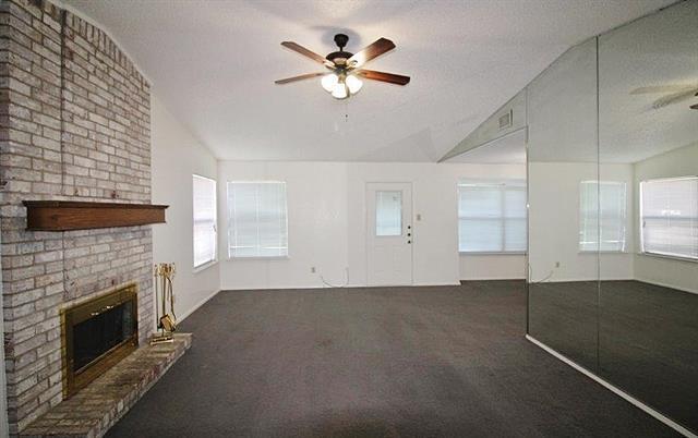 Foto del edificio - 1019 Cedar Run Dr