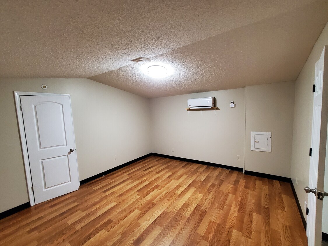 Primary Photo - 10800 Georgetown Hills Ct