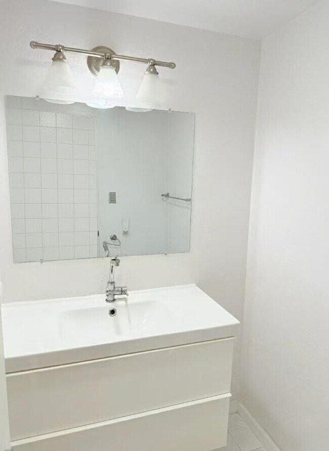 Foto del edificio - 1351 Egret Dr
