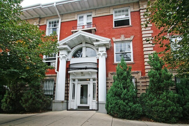 Foto del edificio - 325 E 18th Ave