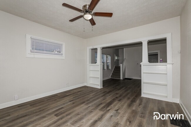 Foto del edificio - 1119 N Tuxedo St