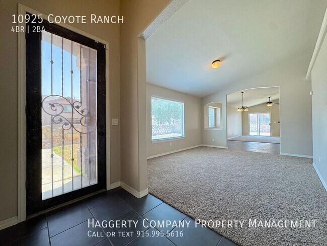 Foto del edificio - 10925 Coyote Ranch Ln