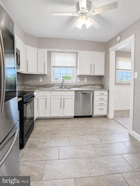 Foto del edificio - 206 Mountain View Ct