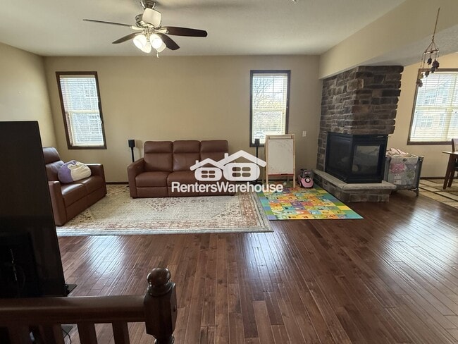 Building Photo - 9690 Independence Cir