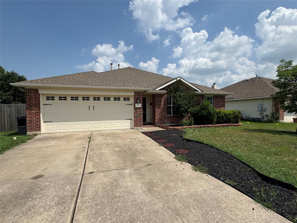 Foto principal - 108 N Pauley Dr