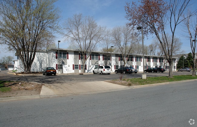 Building Photo - Wedgewood Condominiums