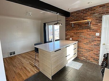 Foto del edificio - 750 S Decatur St