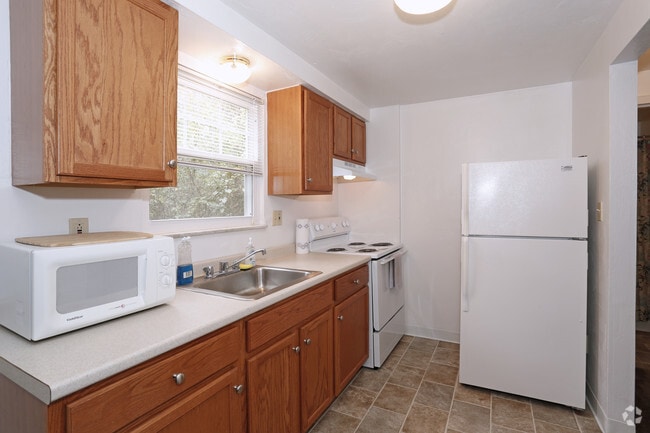 Interior Photo - Plum Park Apartments