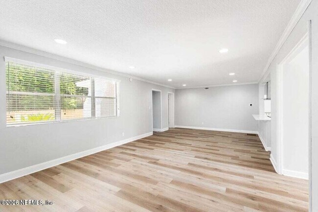 Foto del edificio - 1554 Shirl Ln