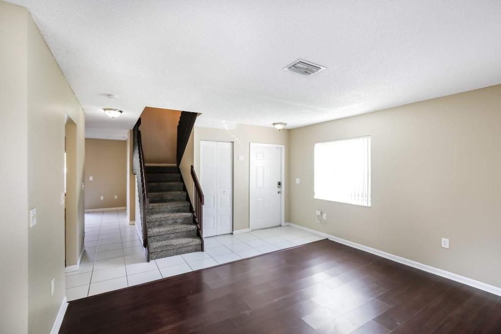 Primary Photo - 4201 NW 120th Ln