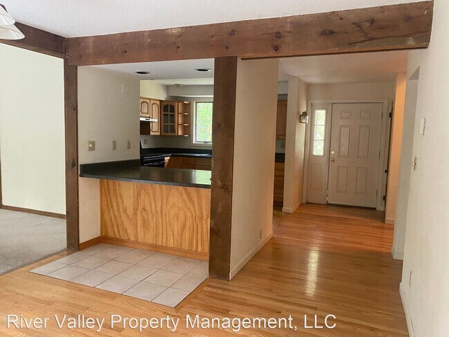 Foto del edificio - 4 br, 3 bath House - 730 Newton Lane